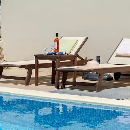 Apartment Oceanida Nikiana